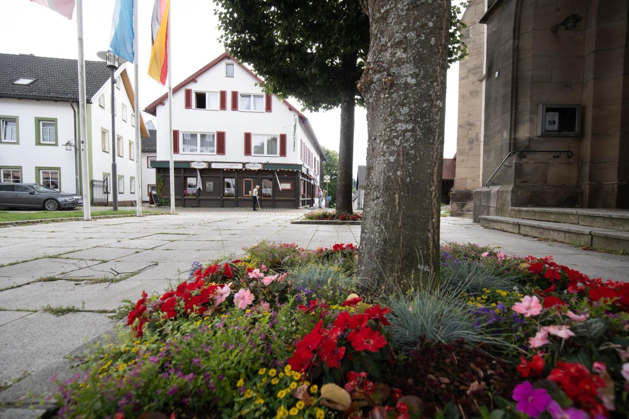 Landhotel Jaegerhof บิชอฟสกรุน ภายนอก รูปภาพ
